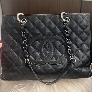 Chanel grand shopping tote black, originally white